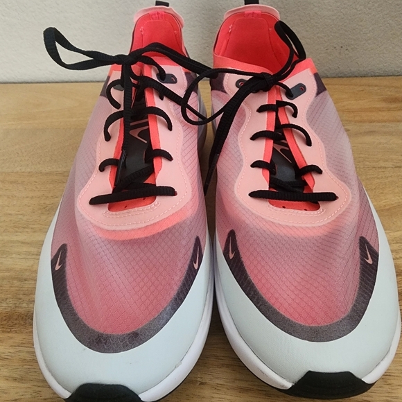 Nike Womens Air Max Dia SE Running Shoes AV4146-100 Flash Crimson Size 12 - Picture 8 of 12